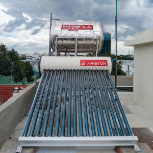 Máy nước nóng mặt trời Ariston 200L