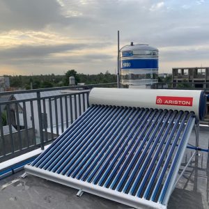 Máy nước nóng mặt trời Ariston 250l