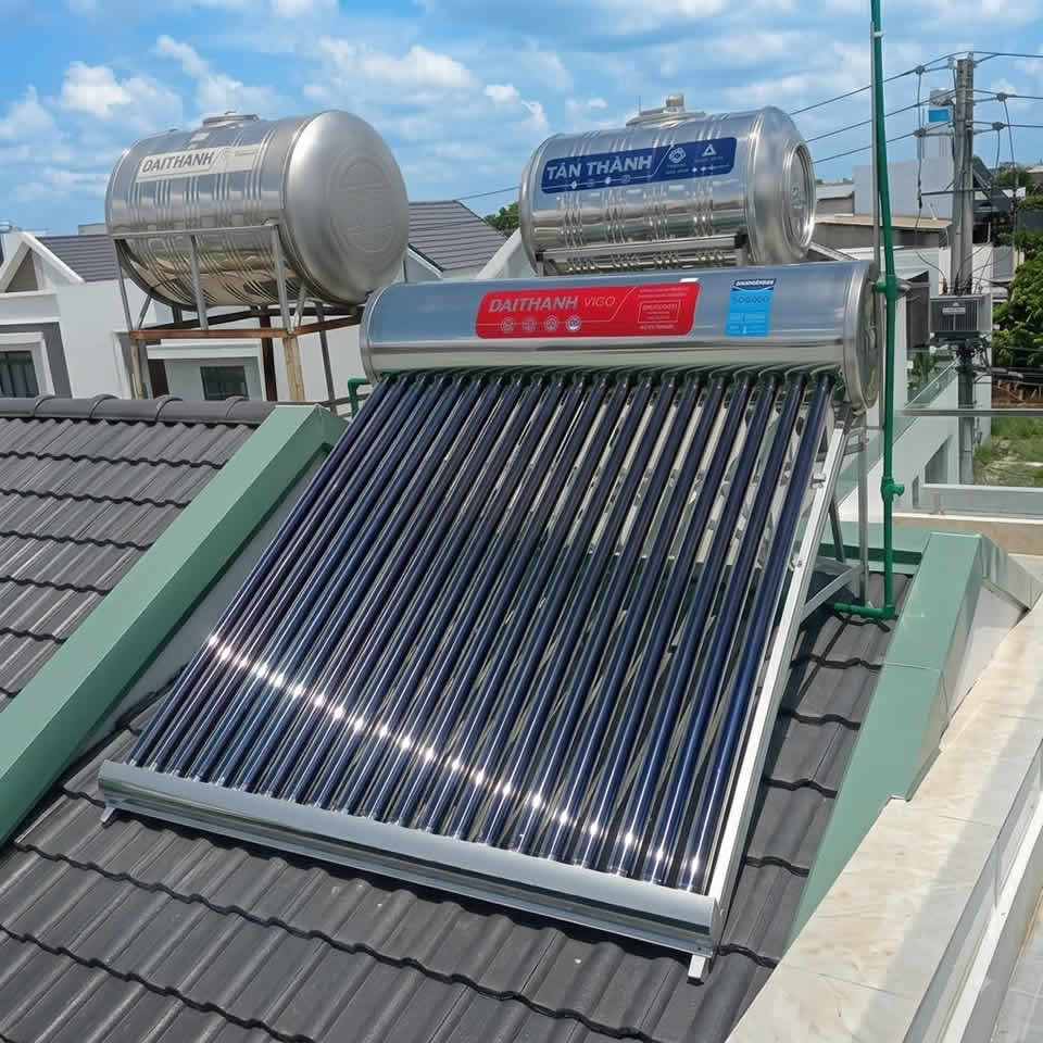 Máy Nước Nóng năng lượng Đại Thành 215L Vigo