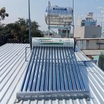May-nuoc-nong-mat-troi-Son-Ha-160L-Eco-Giaban