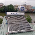 May-nuoc-nong_mat_troi_Dai_Tan-220L-Gia-Ban