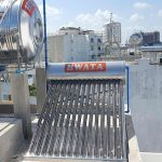 May-nuoc-nong-mat-troi-HWATA-150L-Gia-Ban